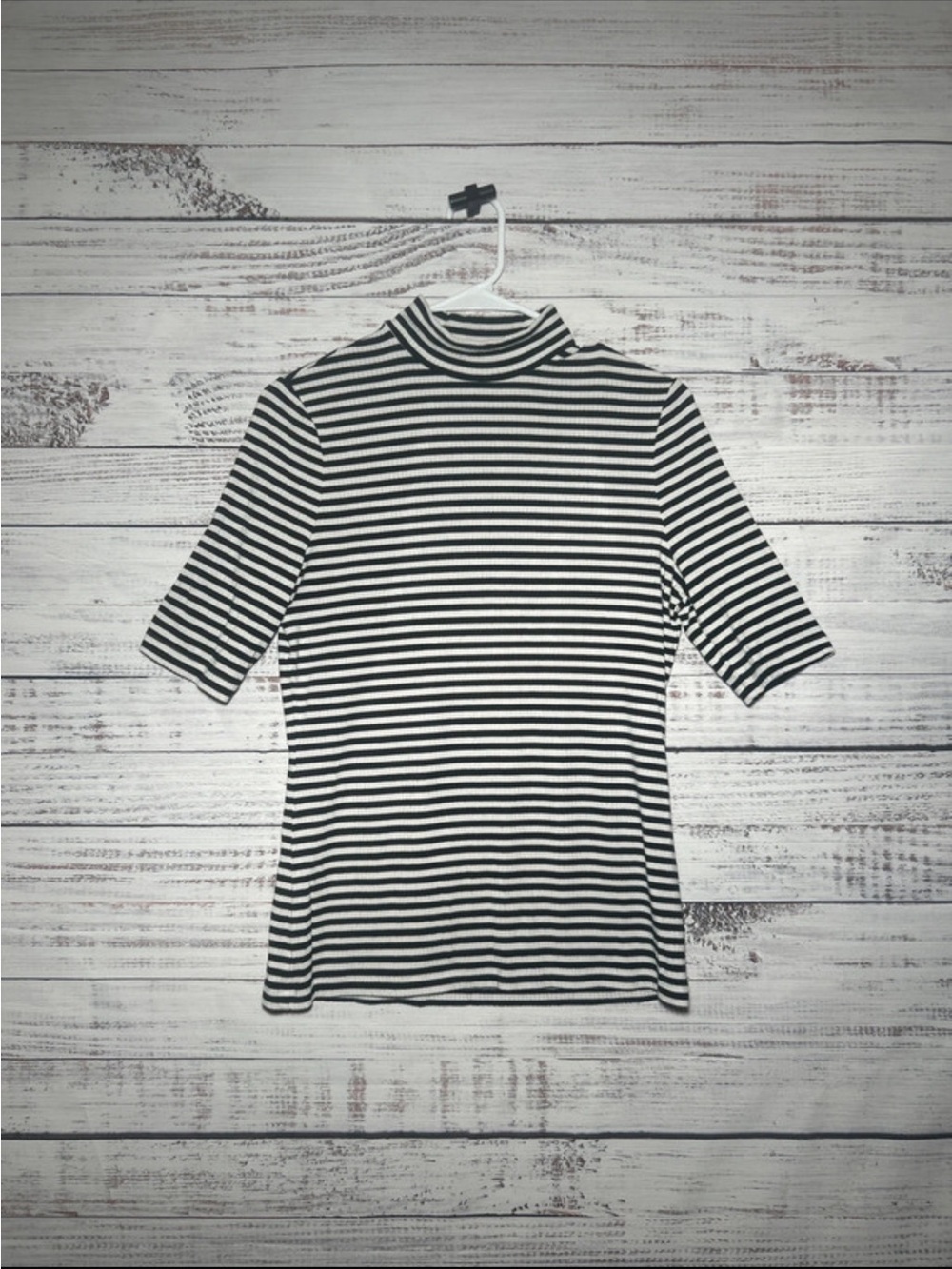 Banana Republic Striped Mock Neck Short-Sleeve Top - Black & White Small